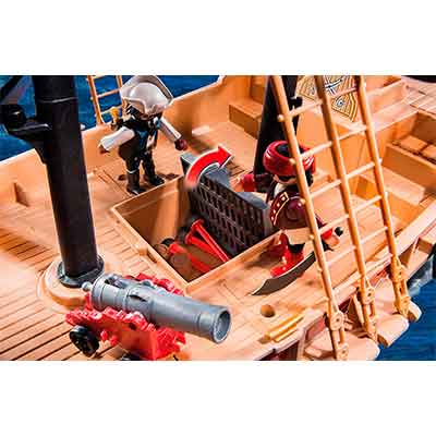 buque pirata corsario playmobil